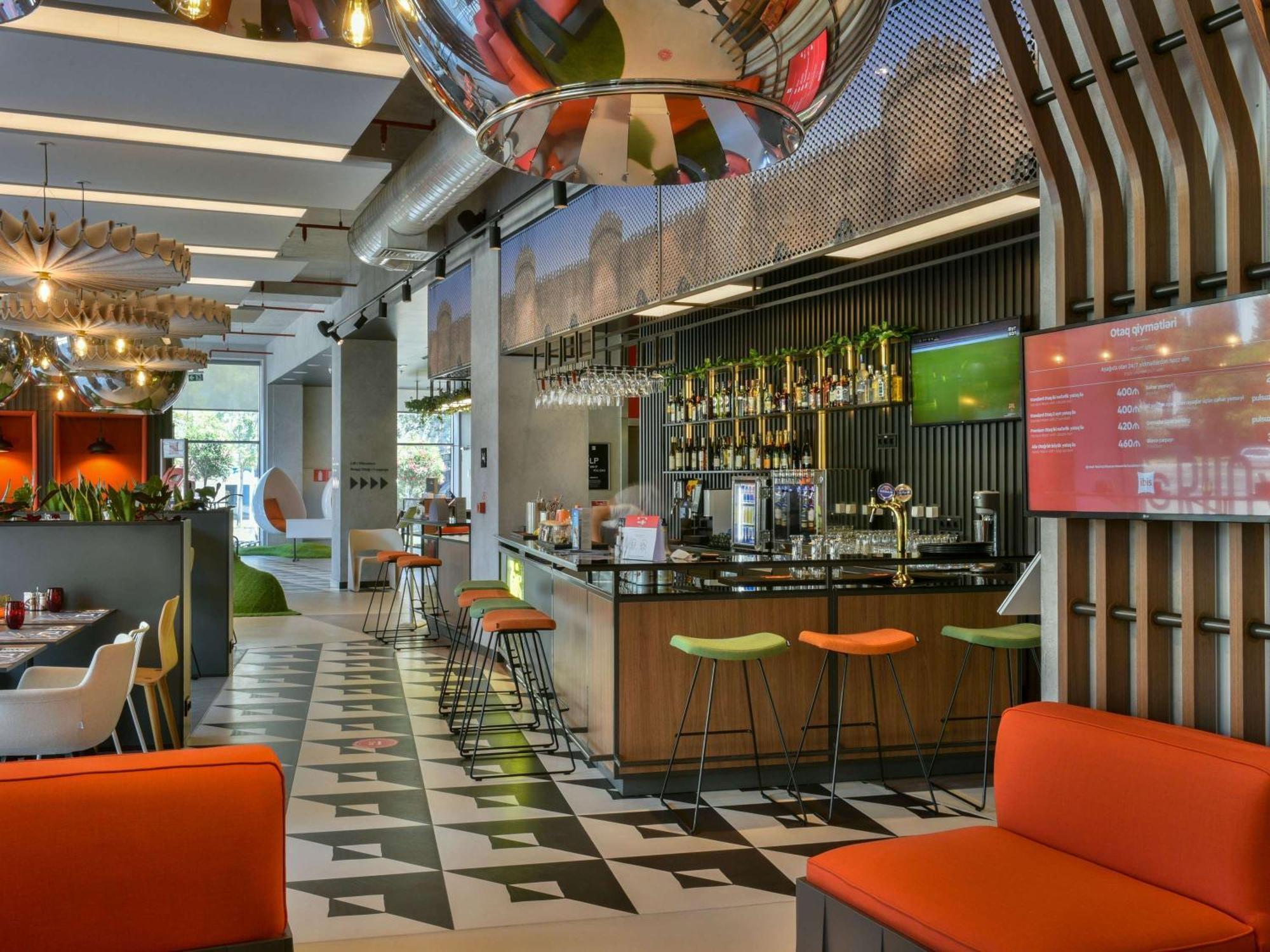 Ibis 3*